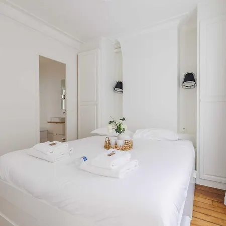 Charming Near Bastille * باريس